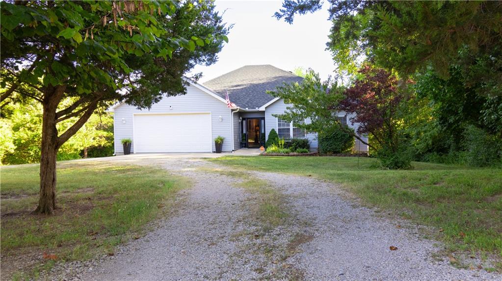 Listing Photo MLS #HMS2571605