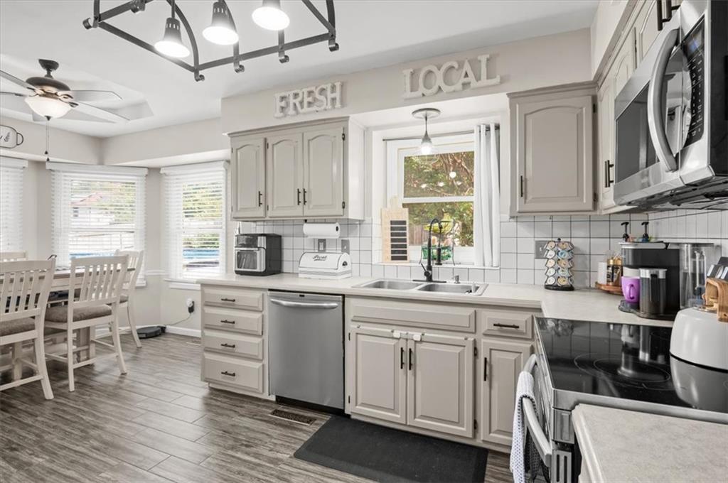Listing Photo MLS #HMS2571704