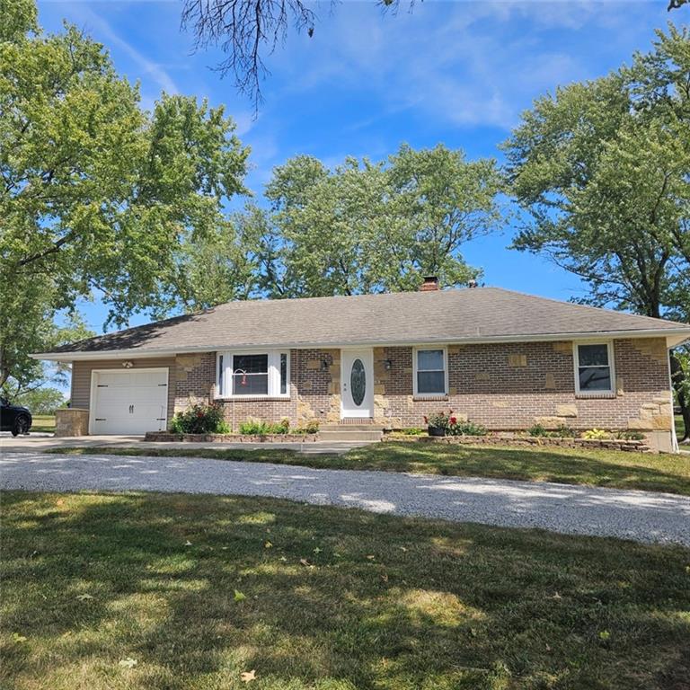 Listing Photo MLS #HMS2571909
