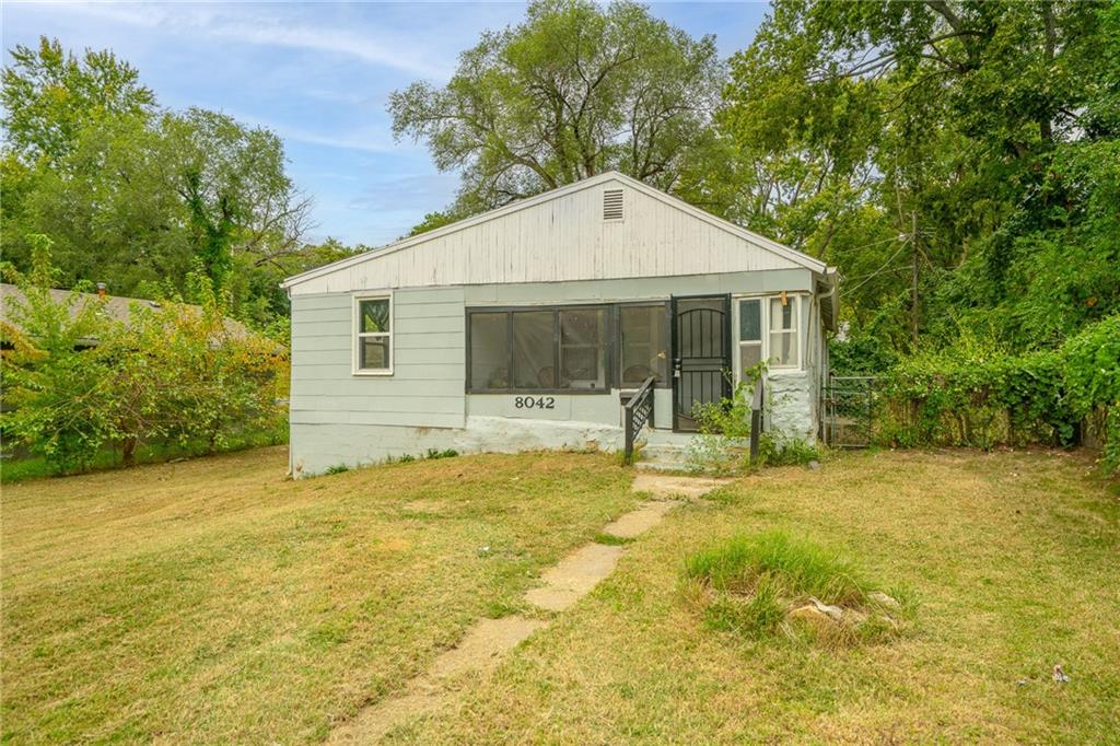 Listing Photo MLS #HMS2572055