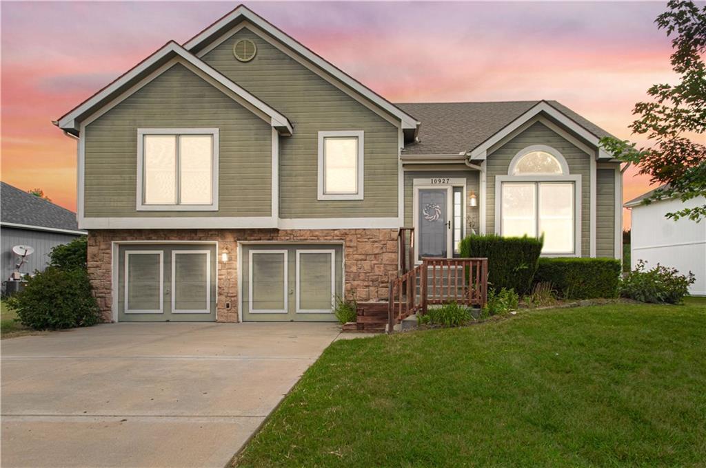 Listing Photo MLS #HMS2572337