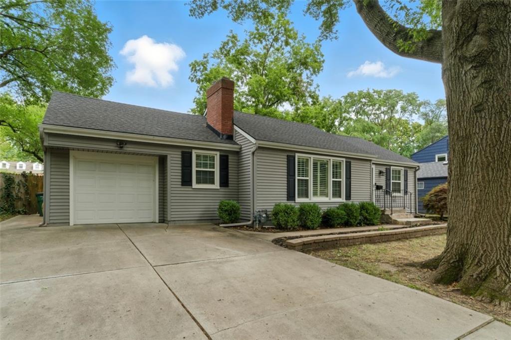 Listing Photo MLS #HMS2572541