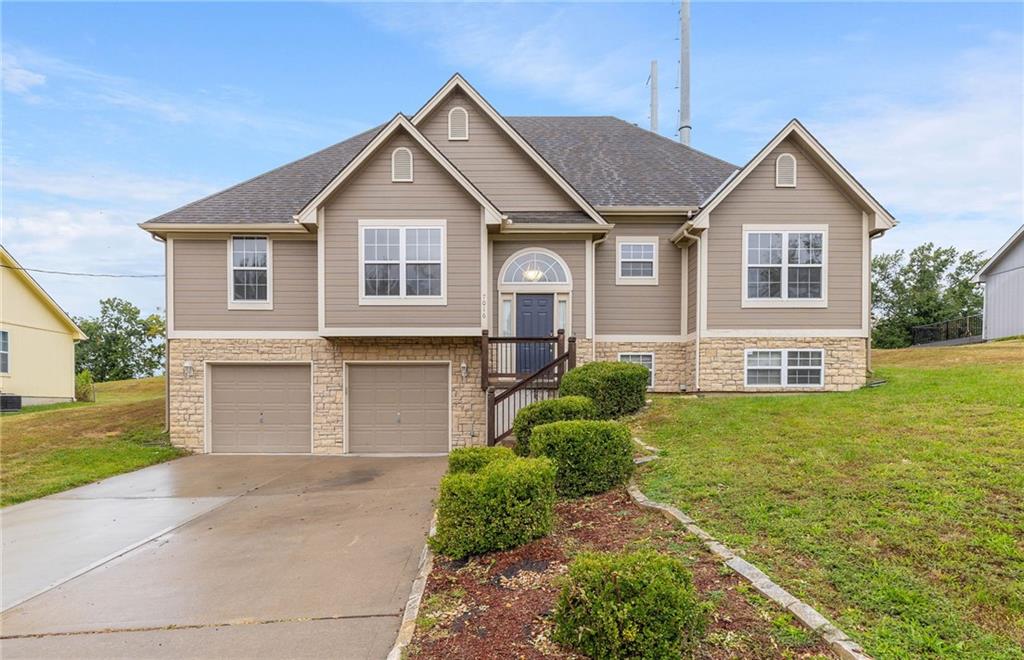 Listing Photo MLS #HMS2572724