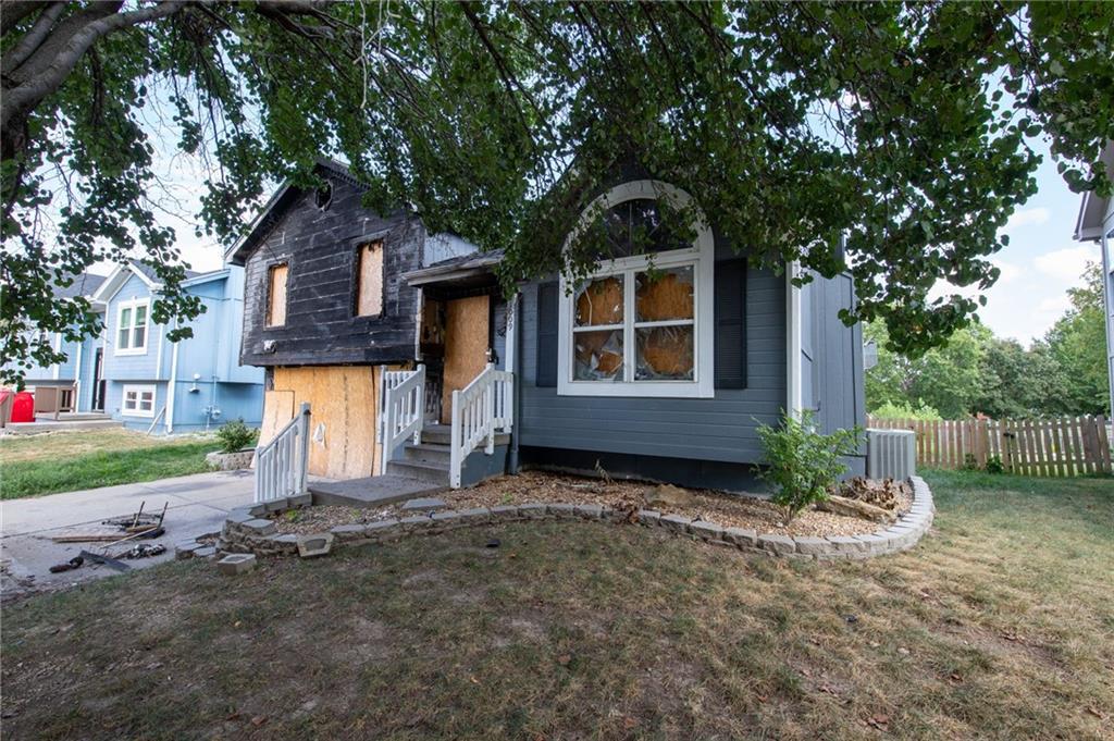 Listing Photo MLS #HMS2573847
