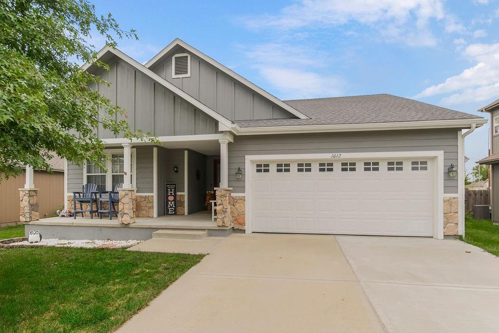 Listing Photo MLS #HMS2573868
