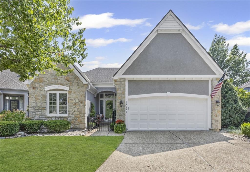 Listing Photo MLS #HMS2573948