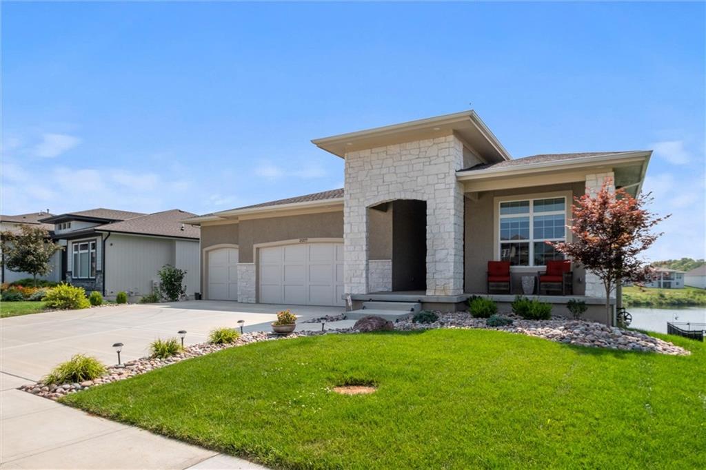 Listing Photo MLS #HMS2573960
