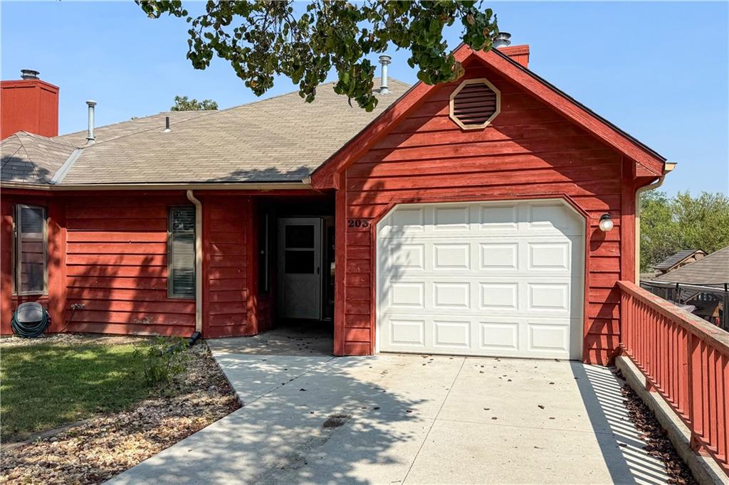 Listing Photo MLS #HMS2574185