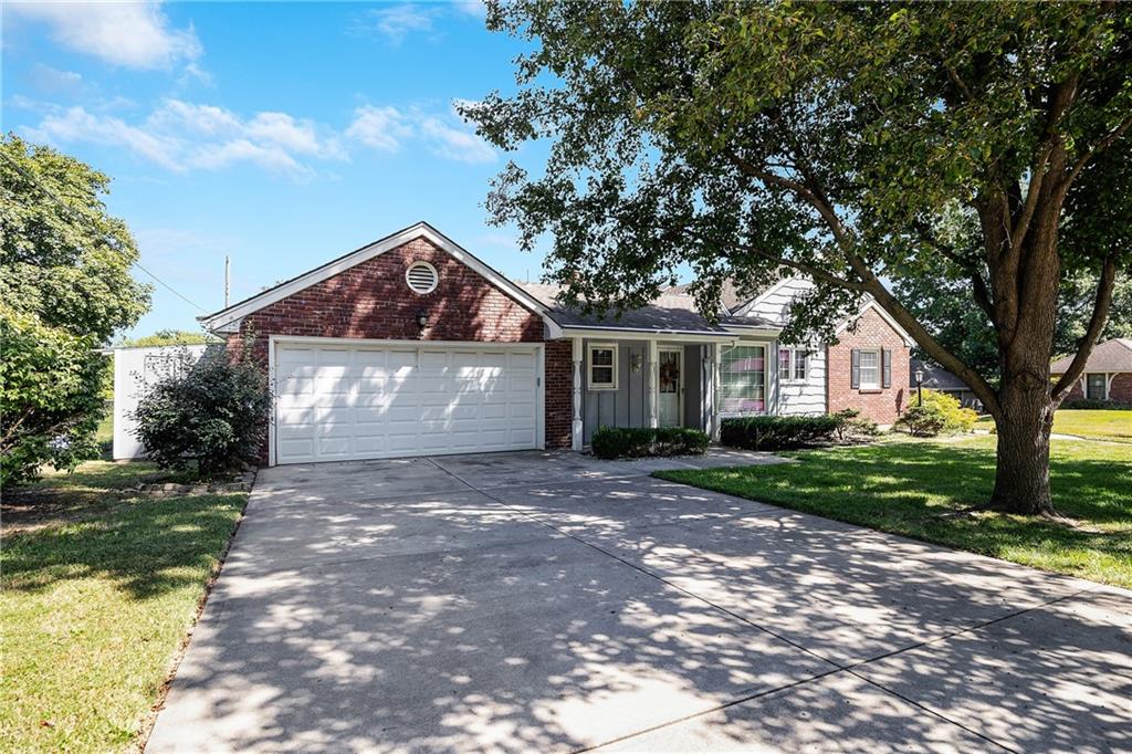 Listing Photo MLS #HMS2574251