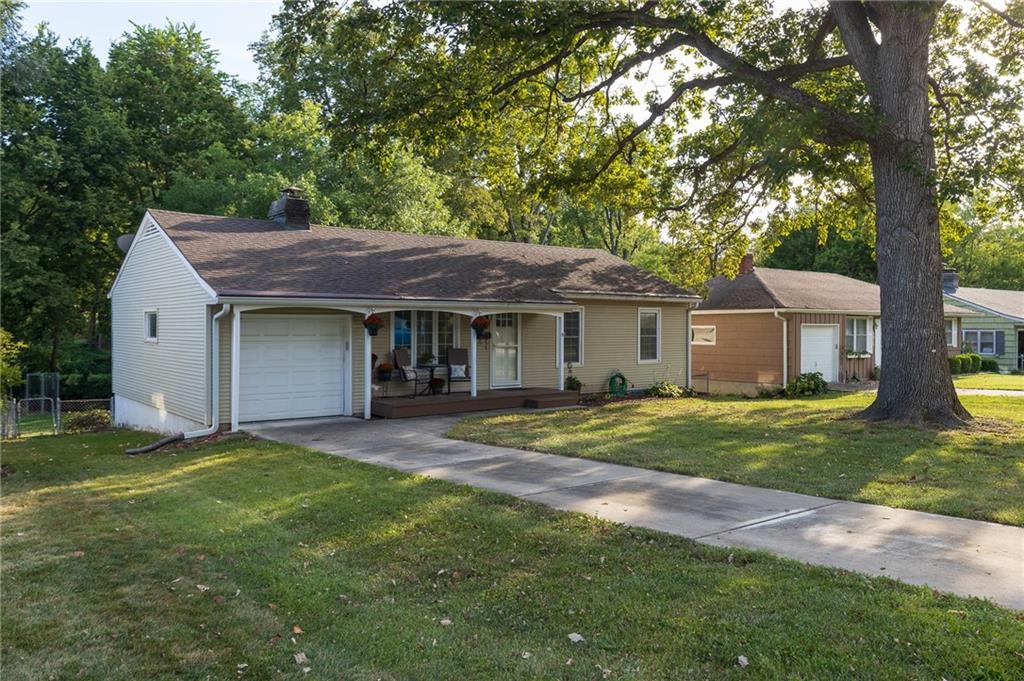 Listing Photo MLS #HMS2574275