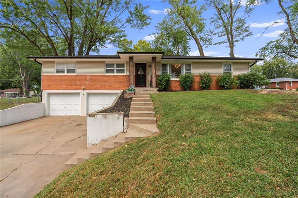 Listing Photo MLS #HMS2574323