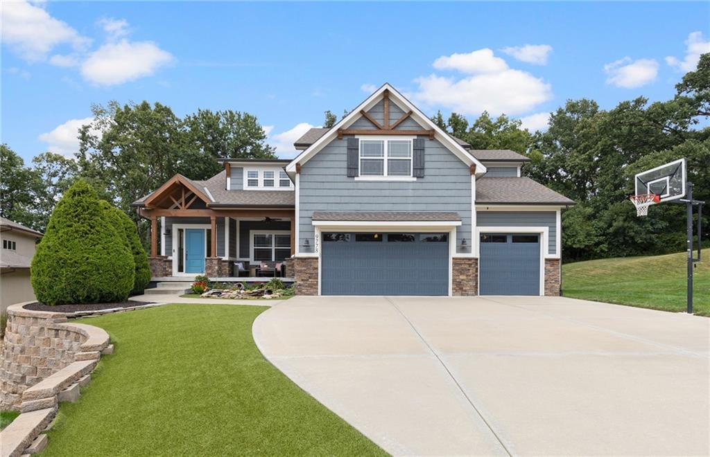 Listing Photo MLS #HMS2574450
