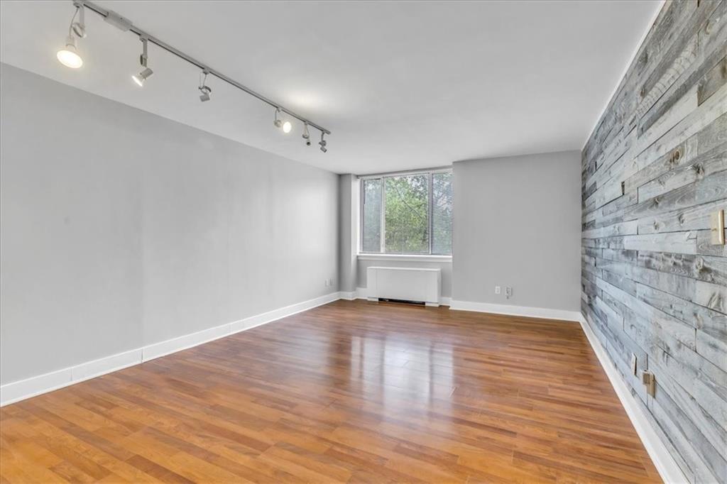 Listing Photo MLS #HMS2574456