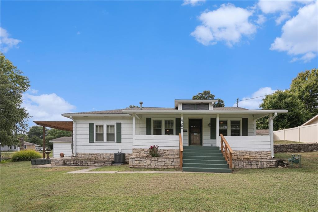 Listing Photo MLS #HMS2574567