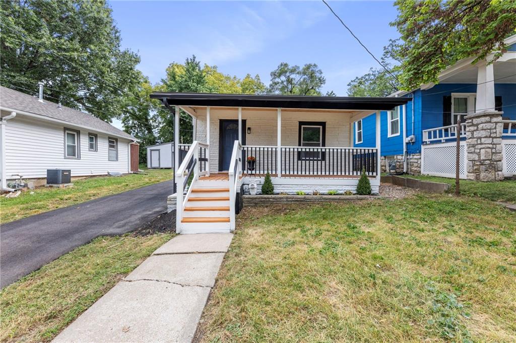 Listing Photo MLS #HMS2574600