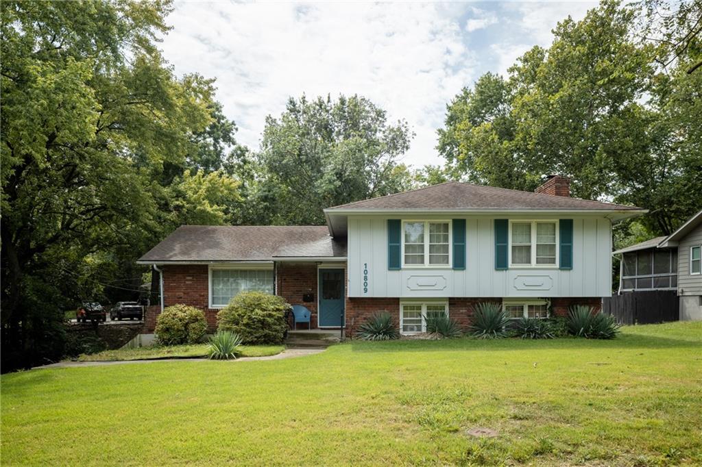Listing Photo MLS #HMS2574885