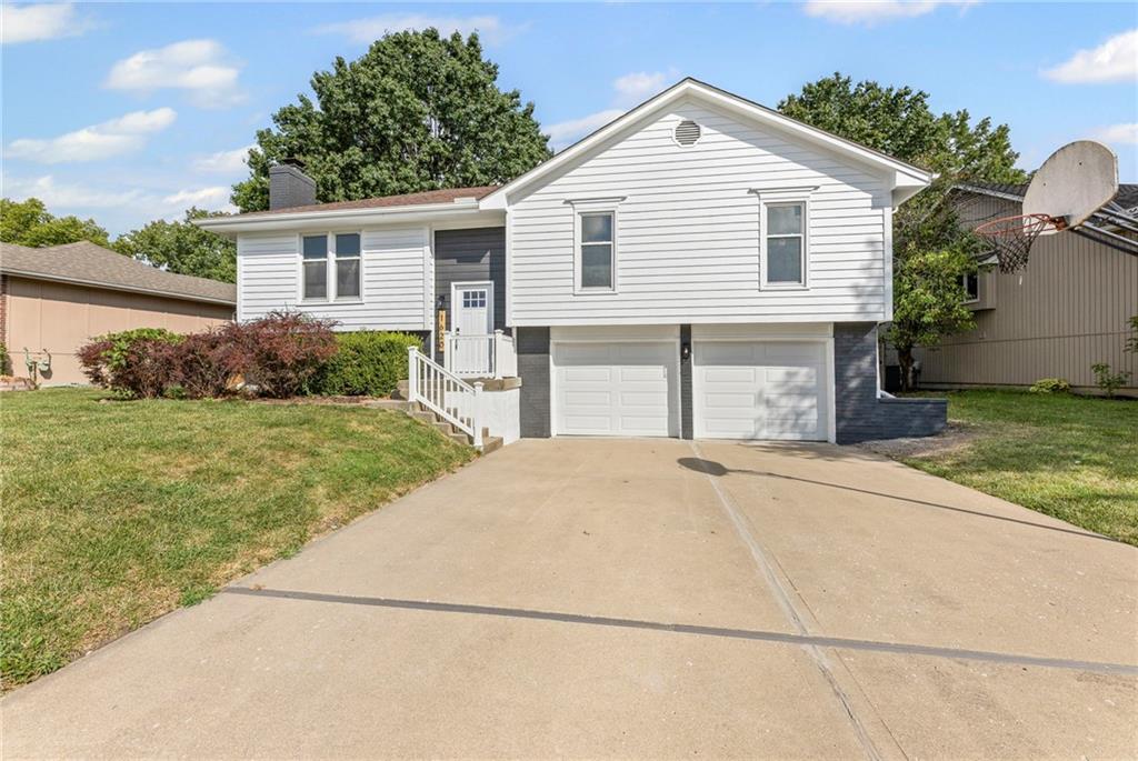 Listing Photo MLS #HMS2574935