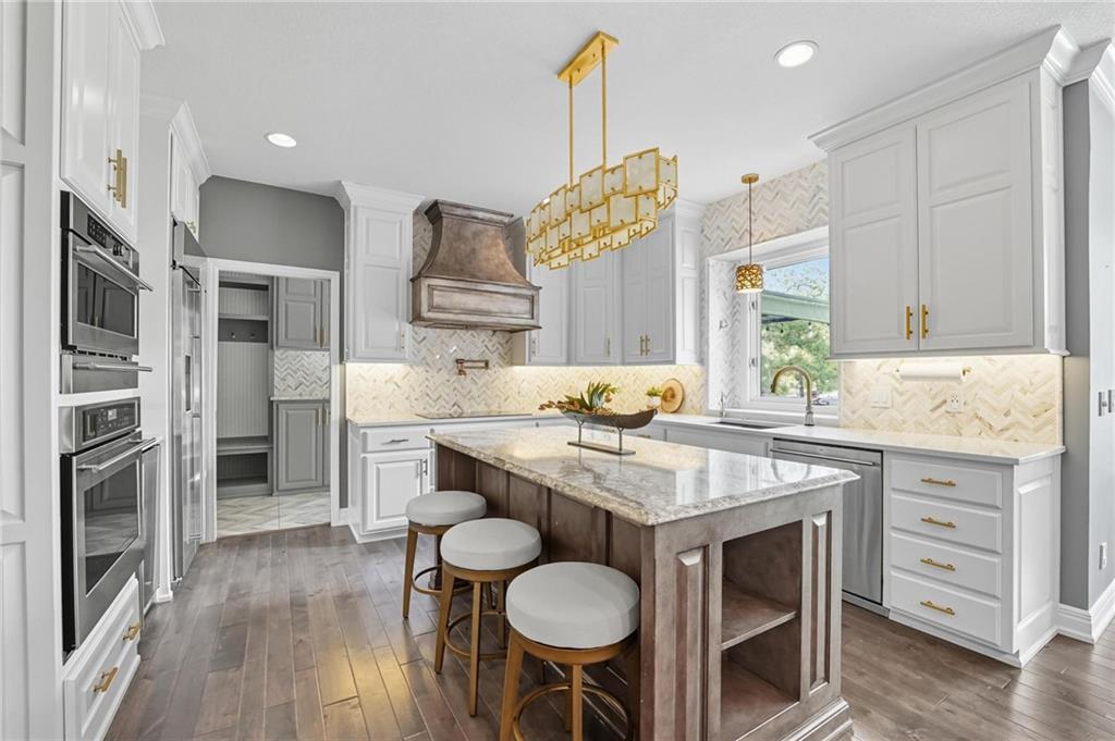 Listing Photo MLS #HMS2574952