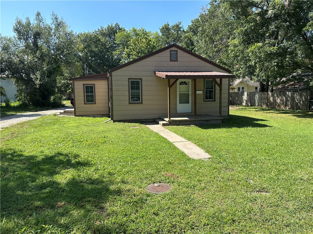 Listing Photo MLS #HMS2575042
