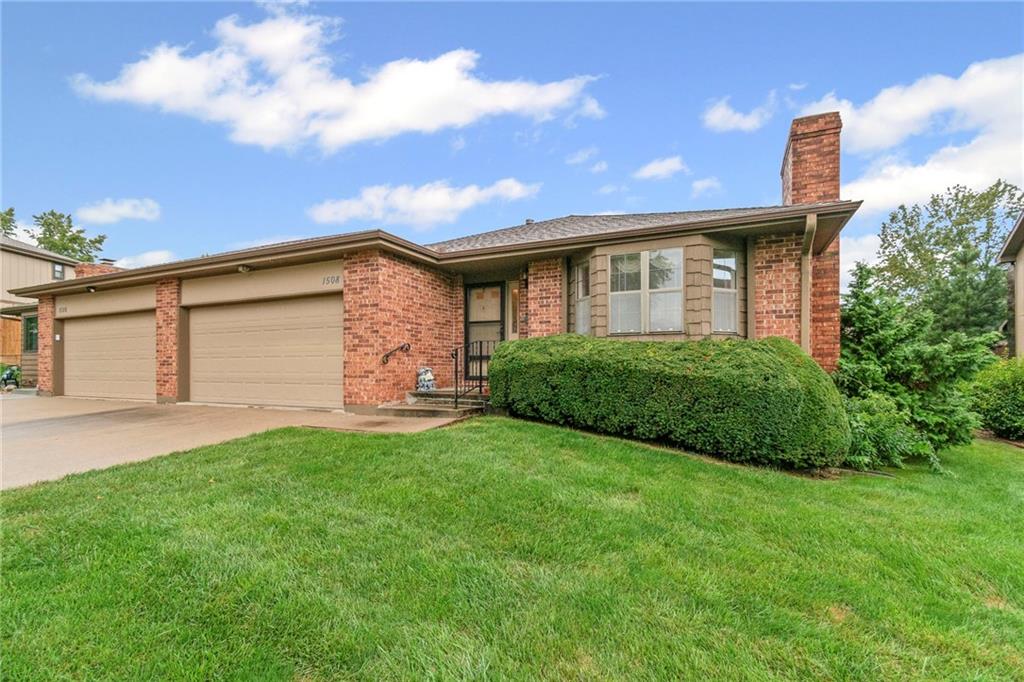 Listing Photo MLS #HMS2575159