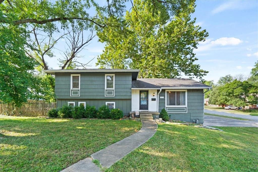 Listing Photo MLS #HMS2575169