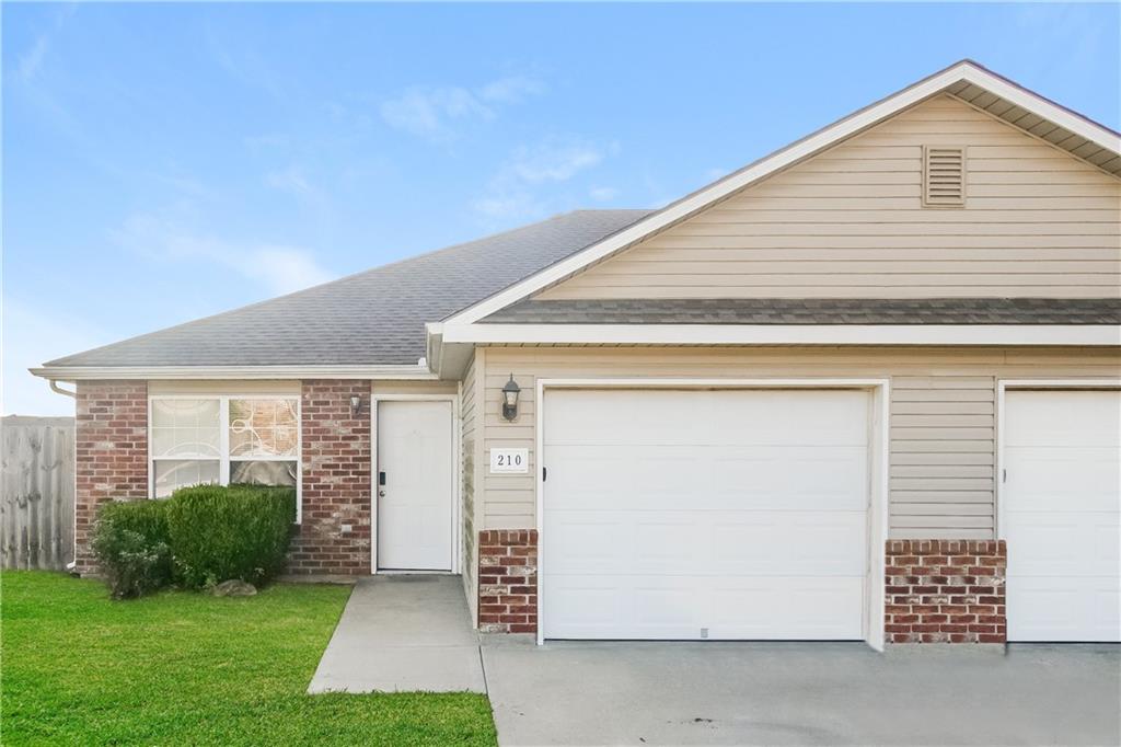 Listing Photo MLS #HMS2575171