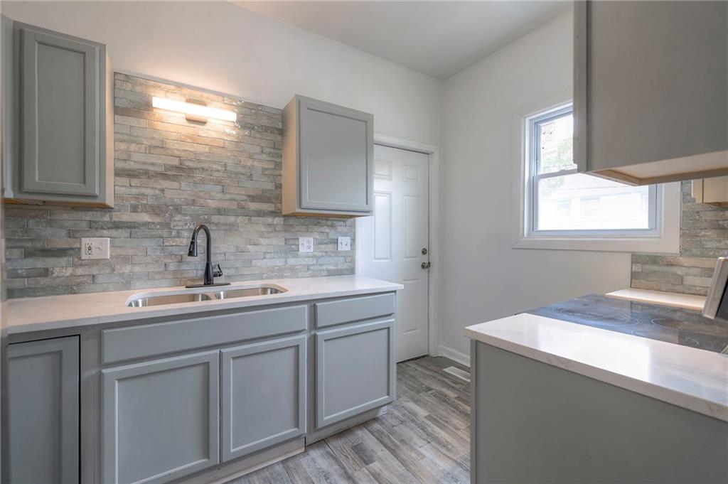 Listing Photo MLS #HMS2575227