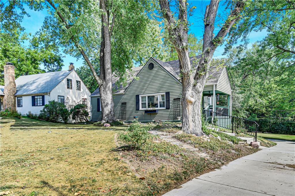 Listing Photo MLS #HMS2575291