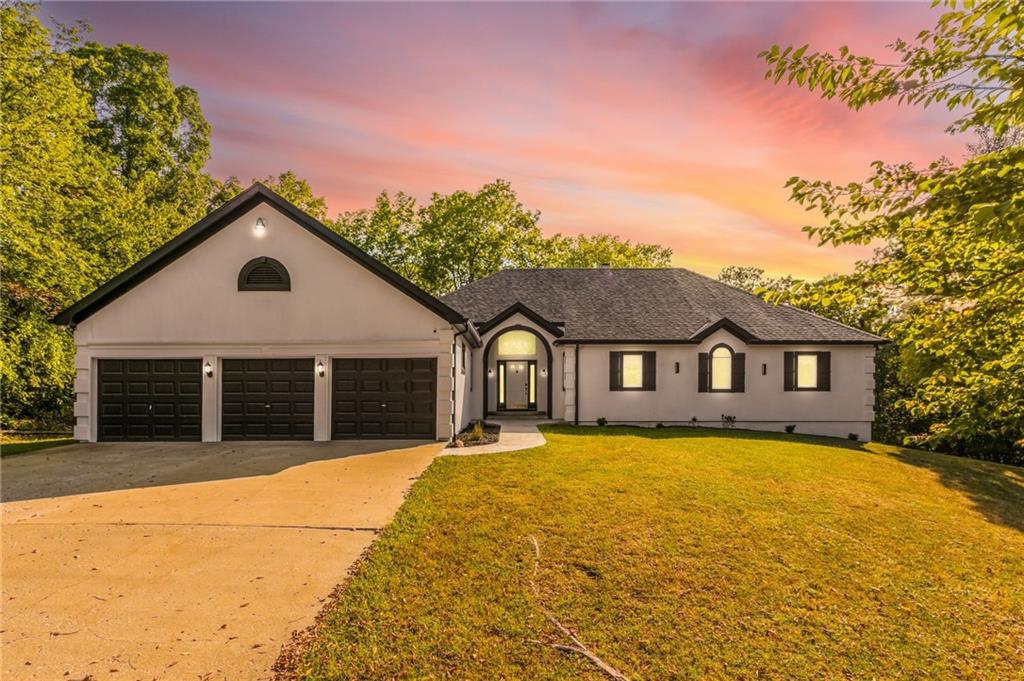 Listing Photo MLS #HMS2575302