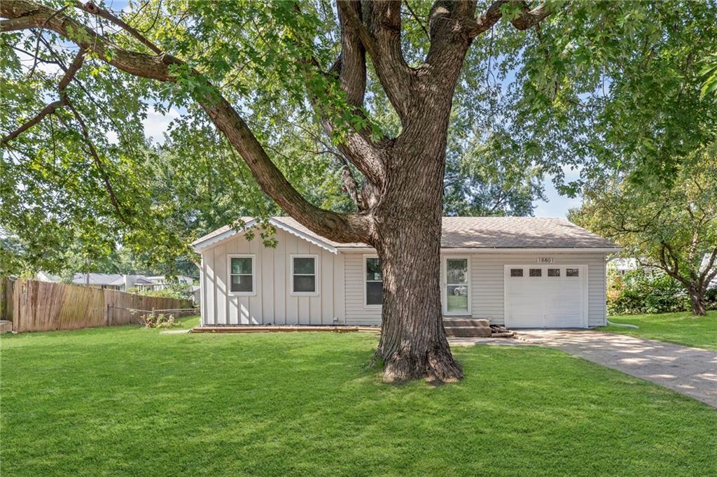 Listing Photo MLS #HMS2575346