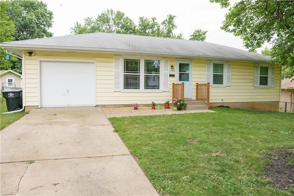 Listing Photo MLS #HMS2575350