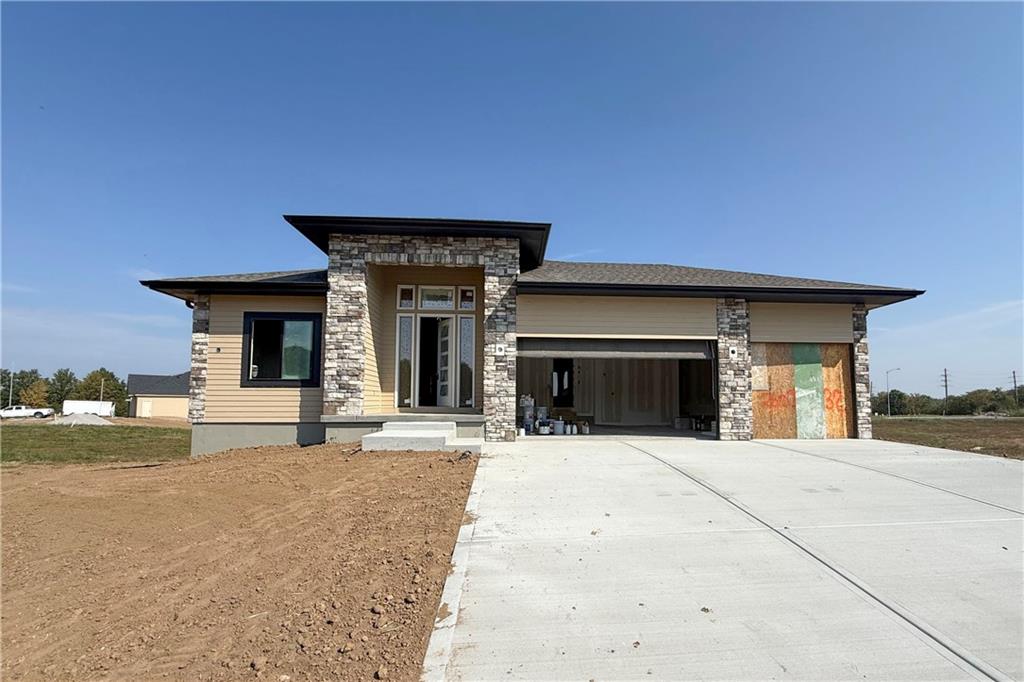 Listing Photo MLS #HMS2575413