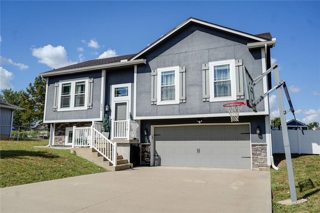 Listing Photo MLS #HMS2576047