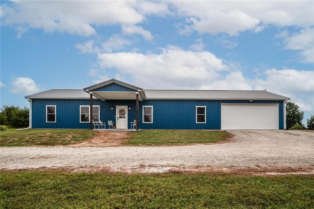 Listing Photo MLS #HMS2576203