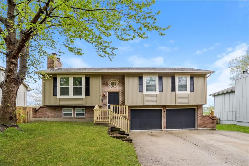 Listing Photo MLS #HMS2576301