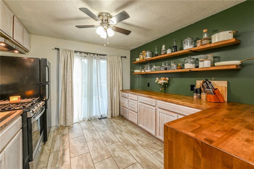 Listing Photo MLS #HMS2576363