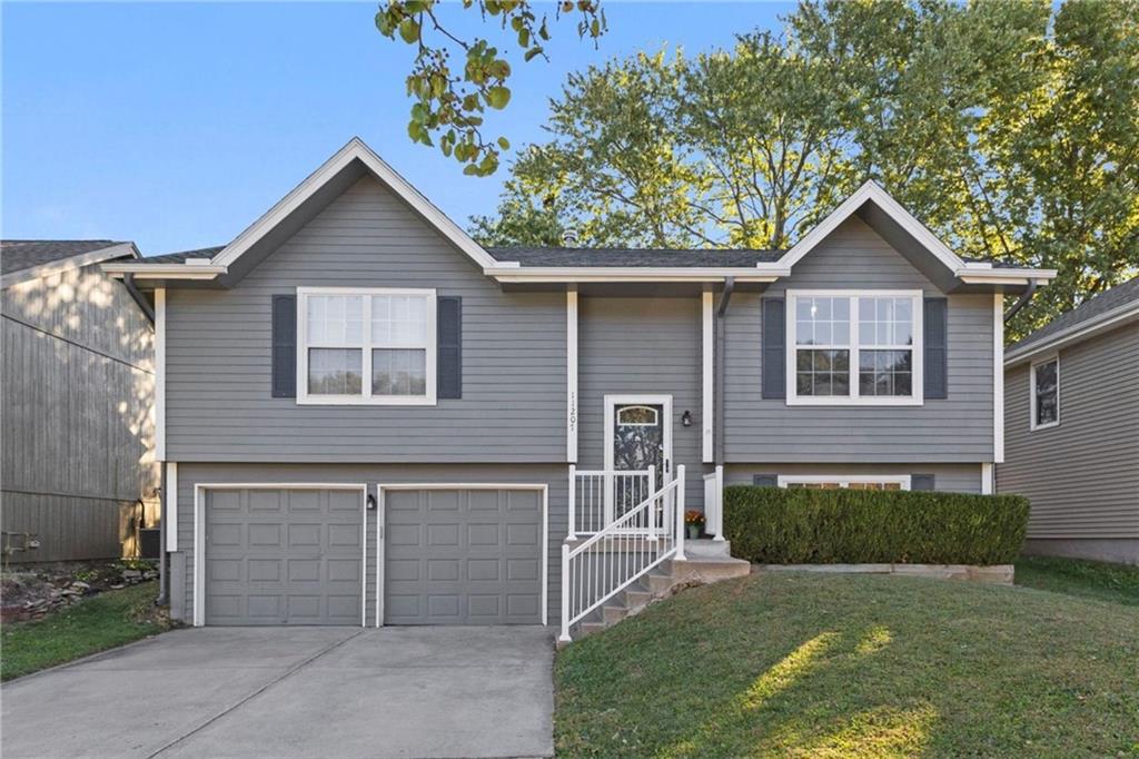 Listing Photo MLS #HMS2576385