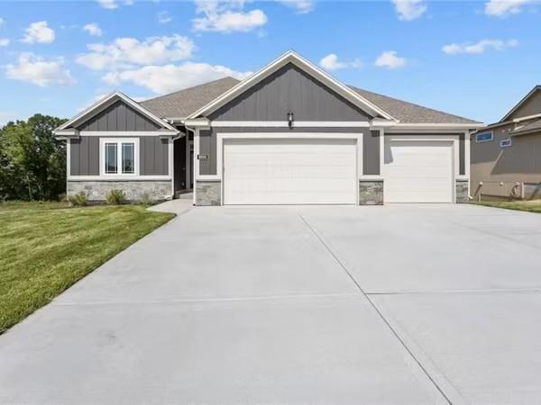 Listing Photo MLS #HMS2576663