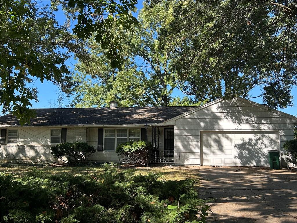 Listing Photo MLS #HMS2576753