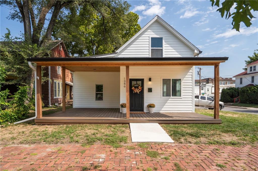 Listing Photo MLS #HMS2576842