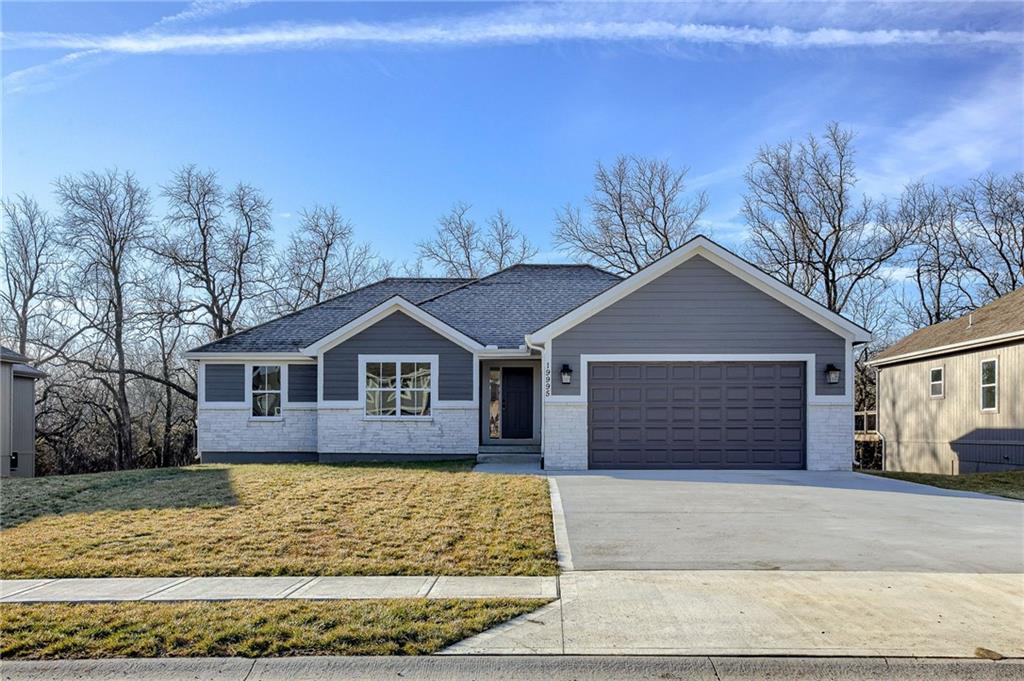 Listing Photo MLS #HMS2576947