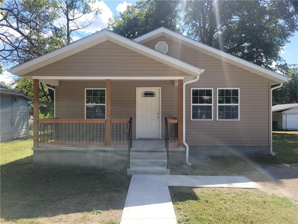 Listing Photo MLS #HMS2577209