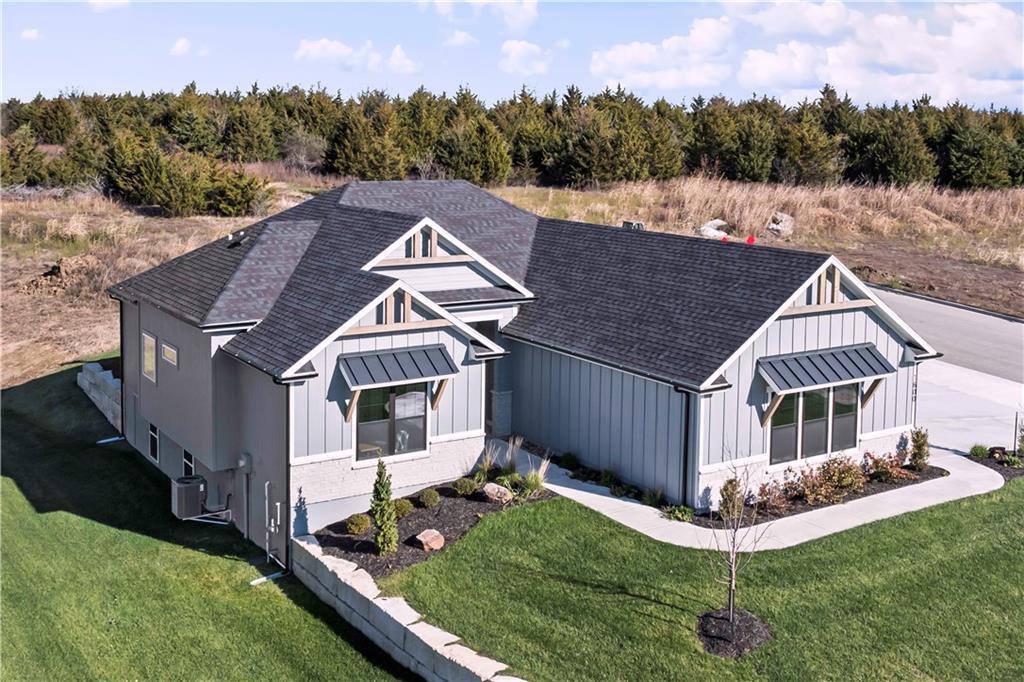 Listing Photo MLS #HMS2577249