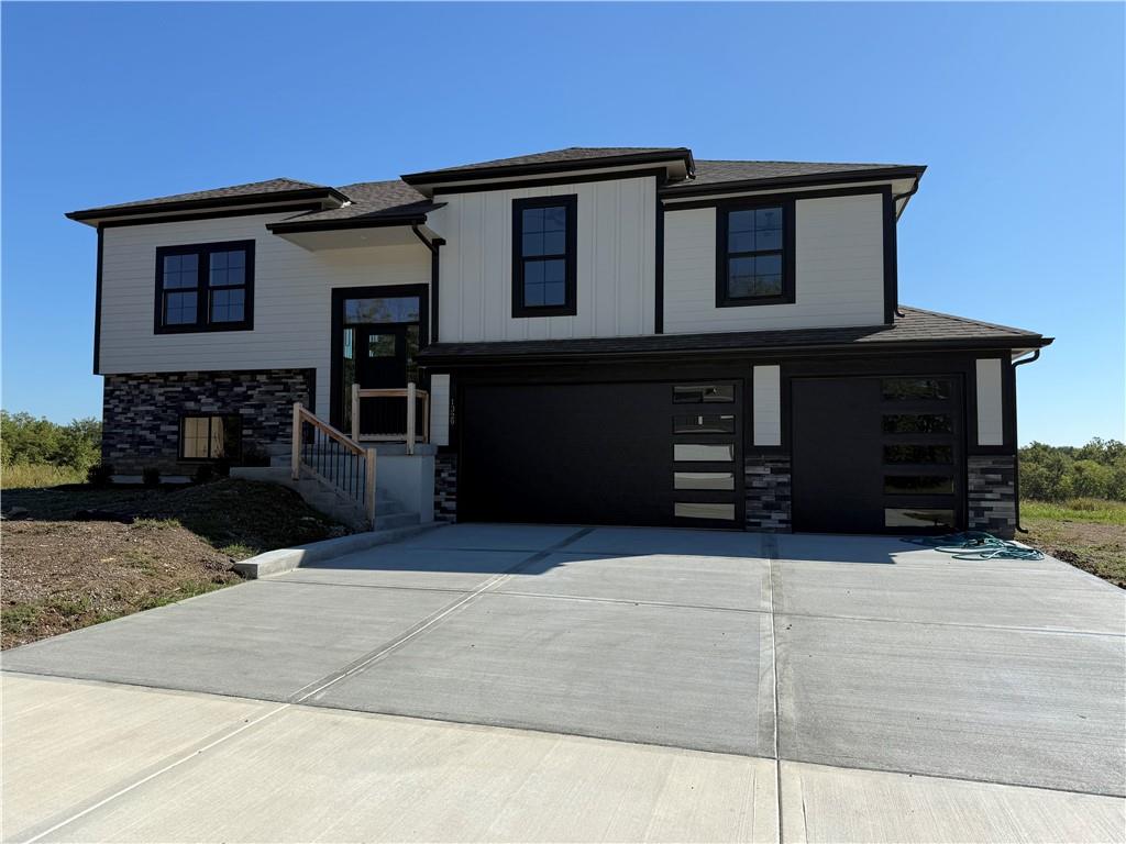 Listing Photo MLS #HMS2577531