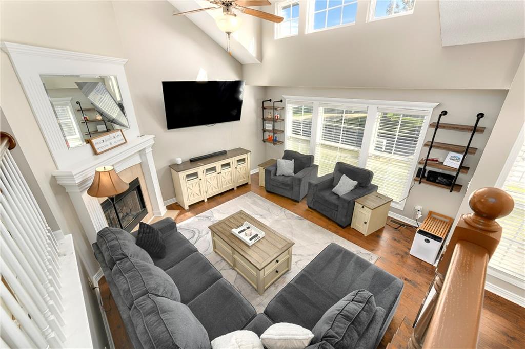 Listing Photo MLS #HMS2578539