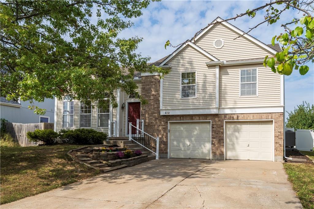 Listing Photo MLS #HMS2578558