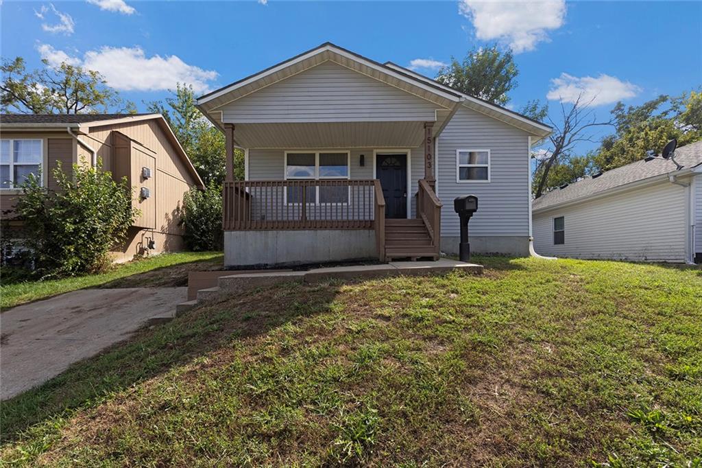 Listing Photo MLS #HMS2578698