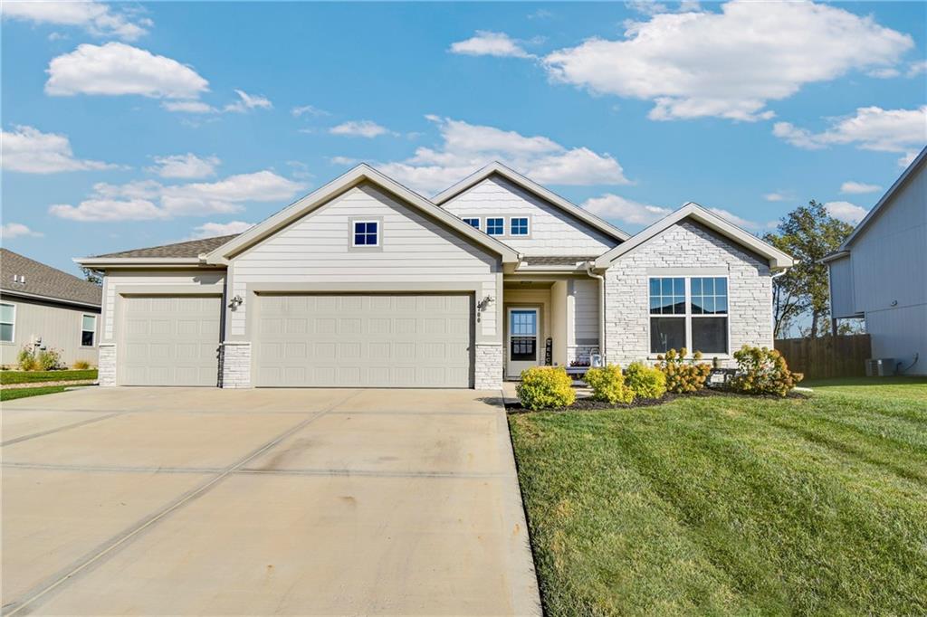 Listing Photo MLS #HMS2579387