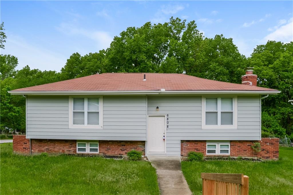 Listing Photo MLS #HMS2579638