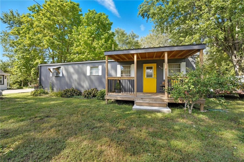 Listing Photo MLS #HMS2581130